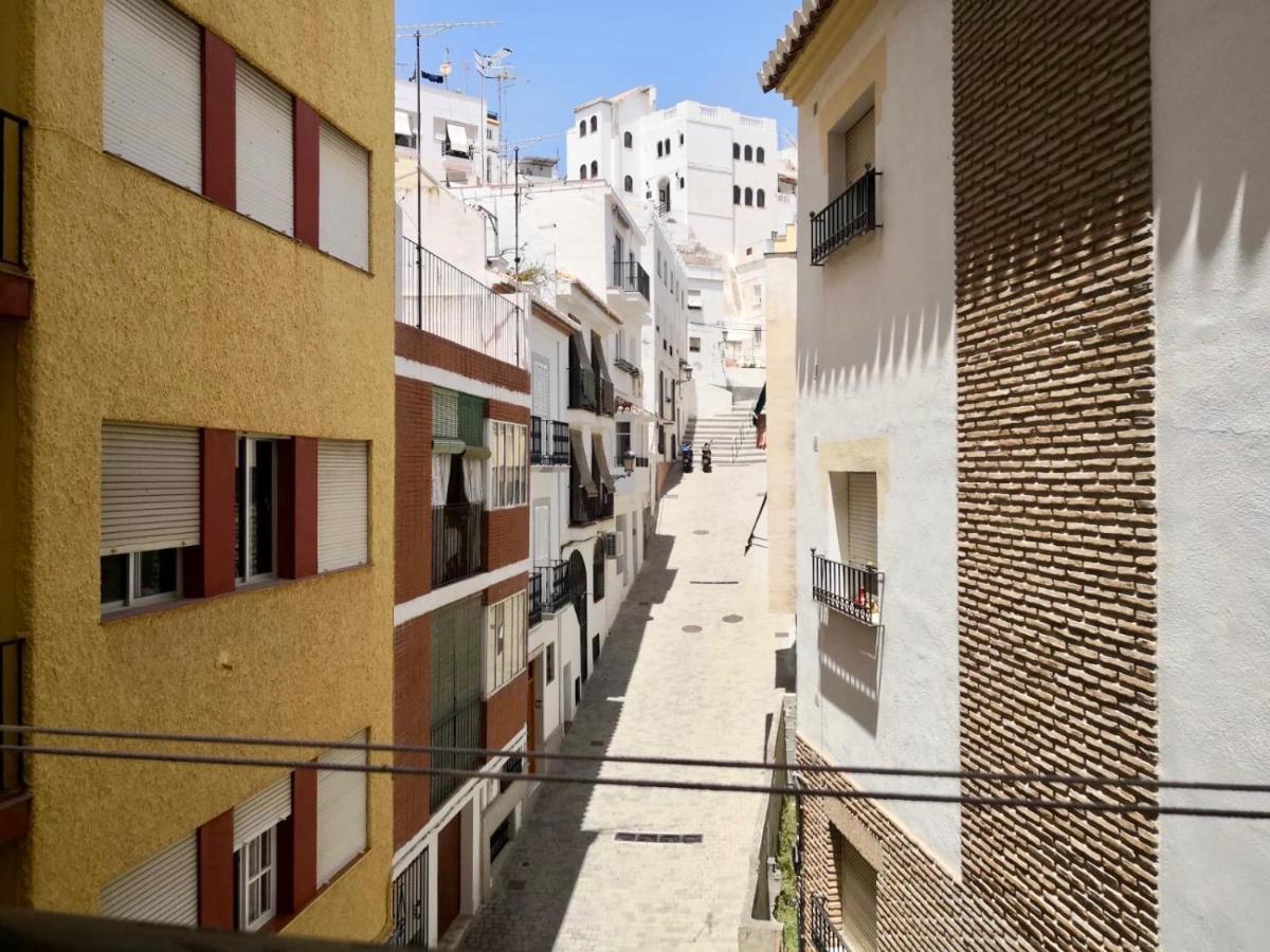 Primera línea paseo principal Almuñécar Exterior foto